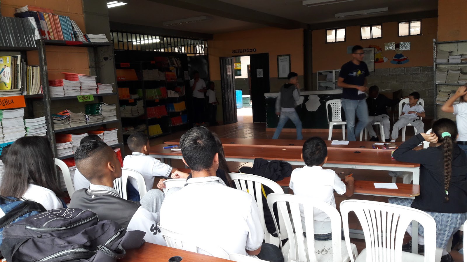 Declaraciones del Centro Democrático sobre Cátedra para la paz, injustas y calumniosas