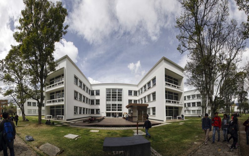 El caballo de Troya: privatización de la educación superior pública