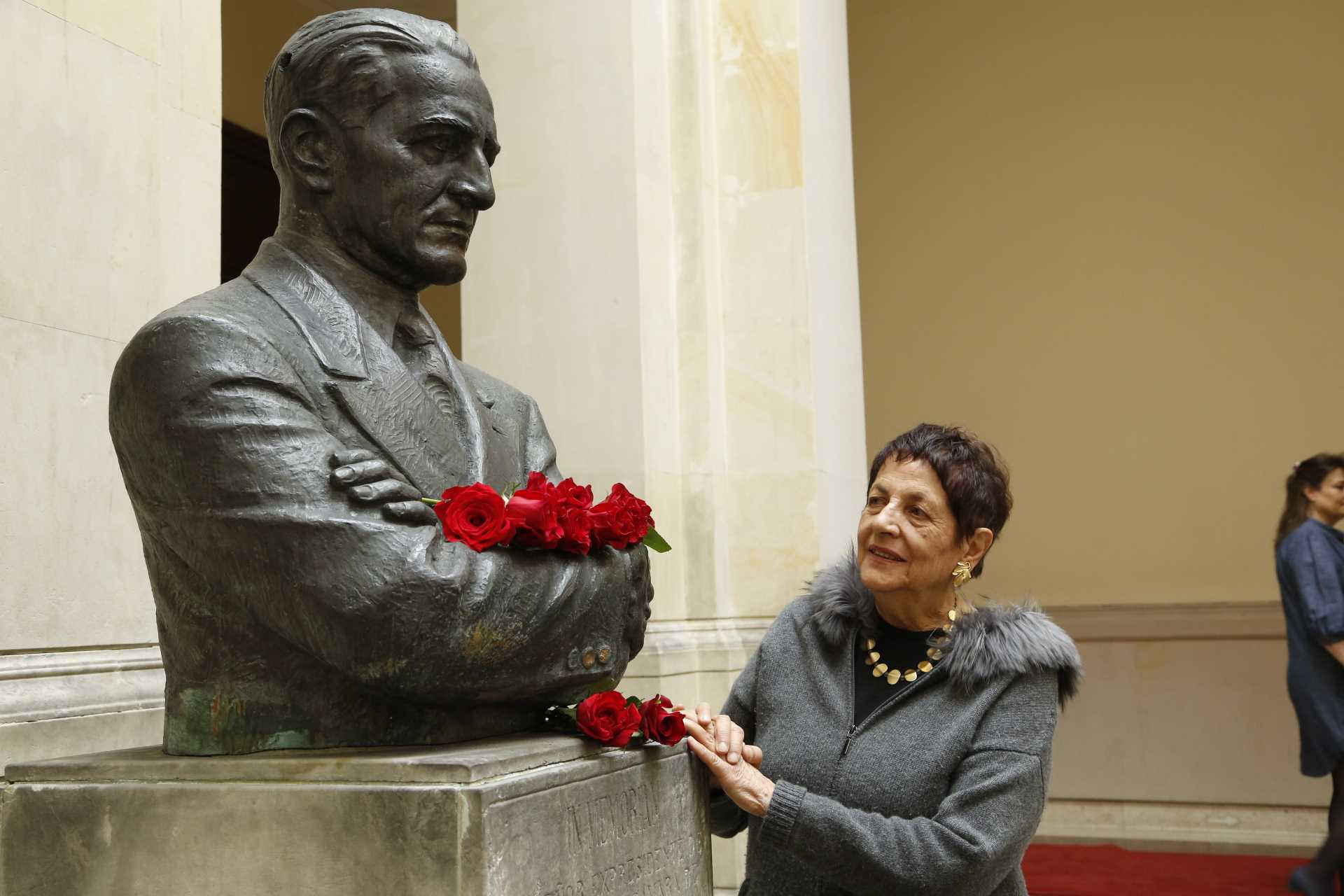 “La CIA y el presidente Mariano Ospina Pérez, planearon el asesinato de mi padre Jorge Eliecer Gaitán”