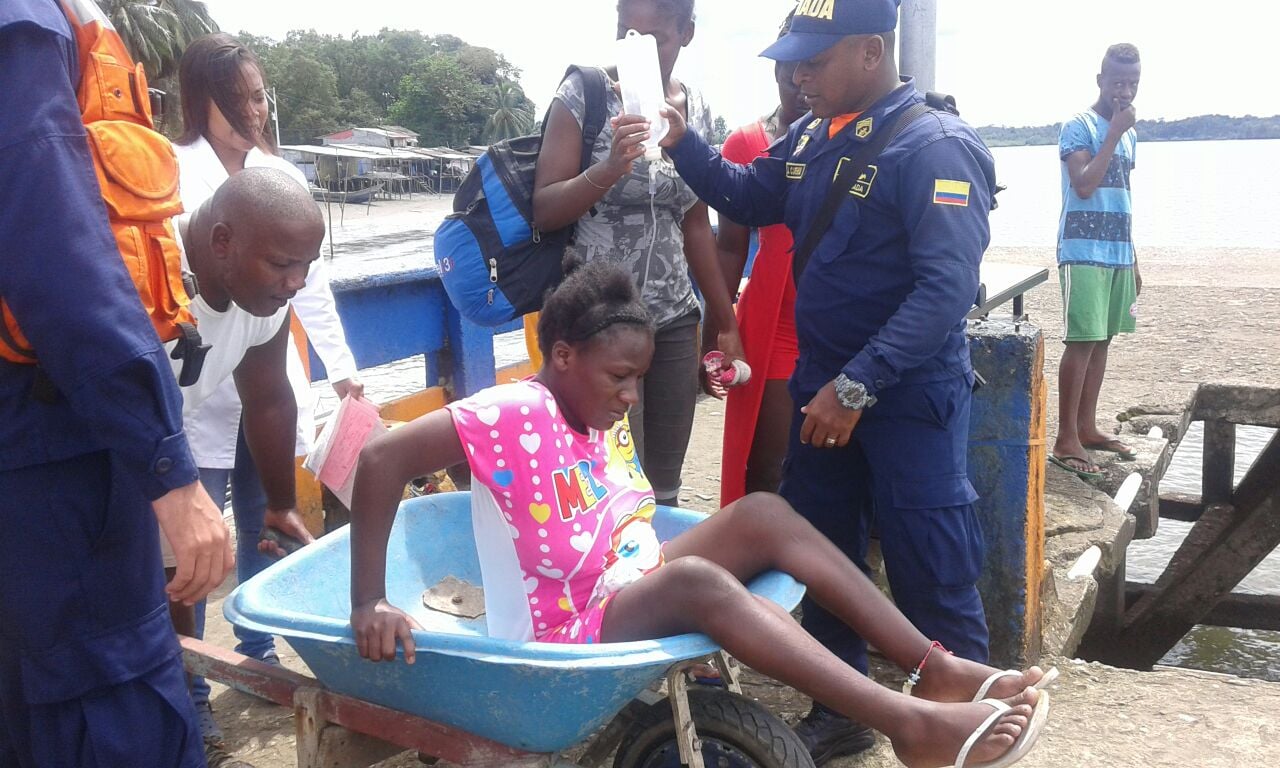  - En la Bocana, la Armada trabaja como guardiana de la bahía