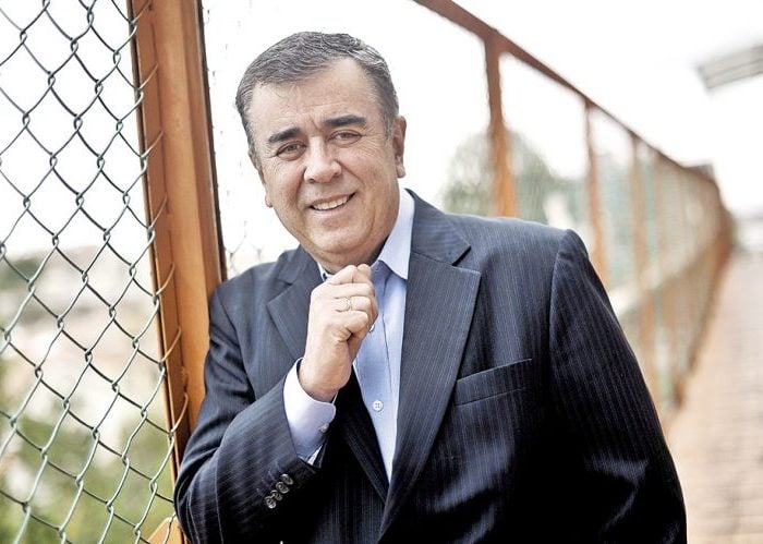 Javier Hernández Bonnet, el sabelotodo