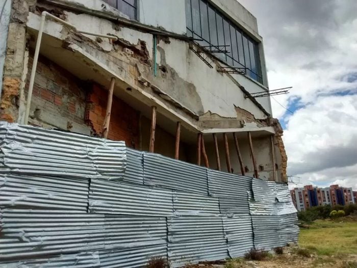 Los 150 años de la U. Nacional y se sigue cayendo a pedazos - -- Las2orillas - Los 150 años de la U. Nacional y se sigue cayendo a pedazos