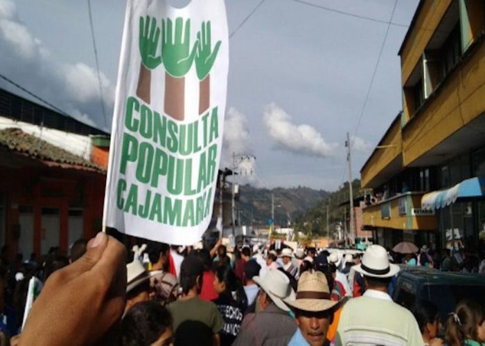 El modelo minero-energético y las consultas populares