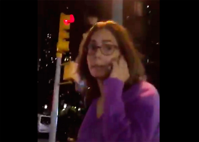 EN VIDEO: La exministra Gina Parody pasea tranquila en Nueva York