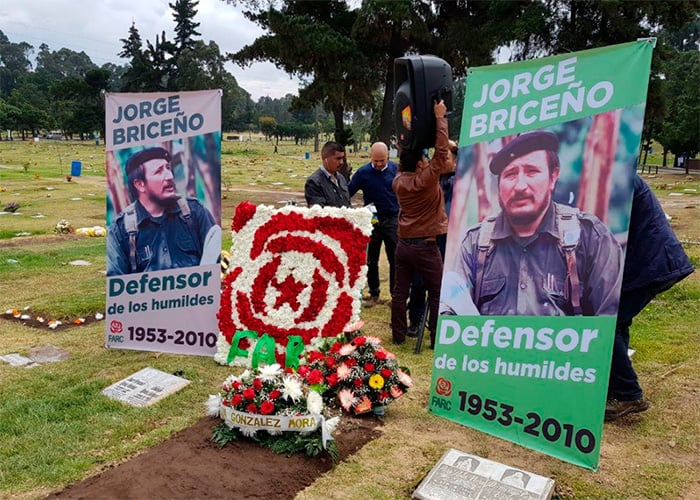 Desenterraron el cuerpo del Mono Jojoy