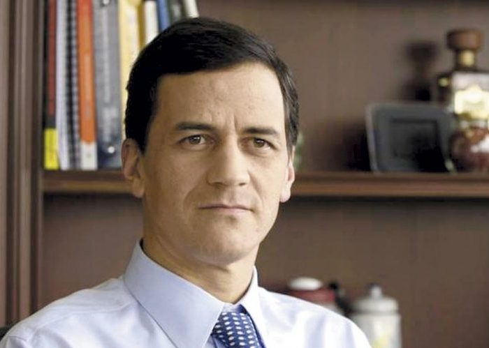 Rafael Nieto Loaiza, el precandidato predilecto de las bases uribistas