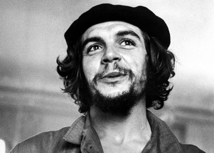 Revolución, una manera de superar la condición de la sociedad burguesa