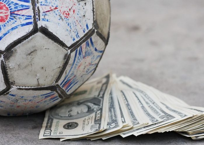 ¡Que vuelvan los narcos al fútbol!