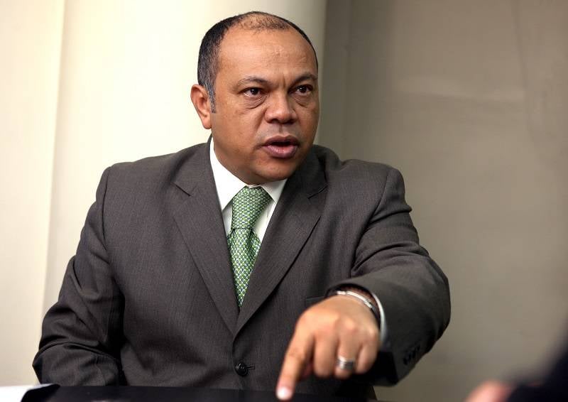 El papá de Luis Andrés Colmenares denuncia Cartel de la Toga también en la C. Constitucional