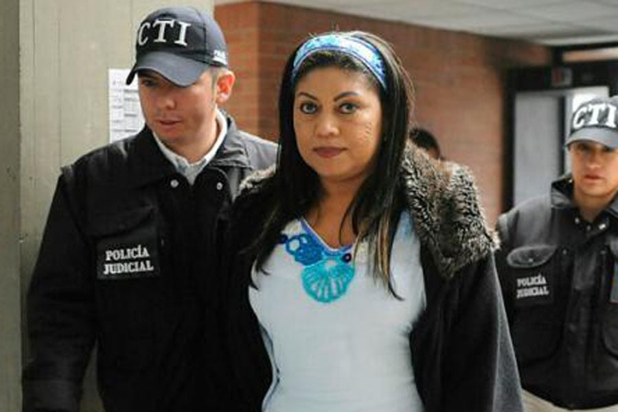 El exfiscal Luis González le cumplió a su cliente: Oneida Pinto a la casa