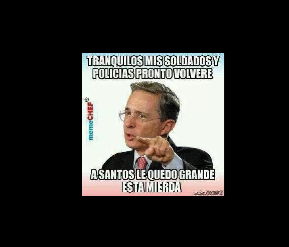  - "Este probeedor para matar a Petro": Exmilitar uribista exponiendo su pistola