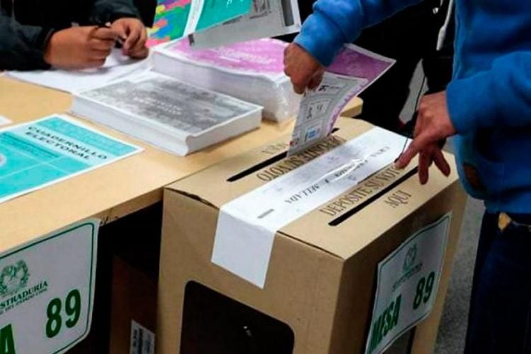 Criticamos a los políticos corruptos, pero volvemos a votar por ellos