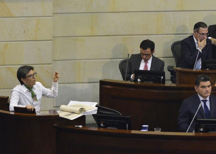 ¿Grosera y vulgar Claudia? ¡Grosera y vulgar la corrupción que se carcome las vísceras de este país!