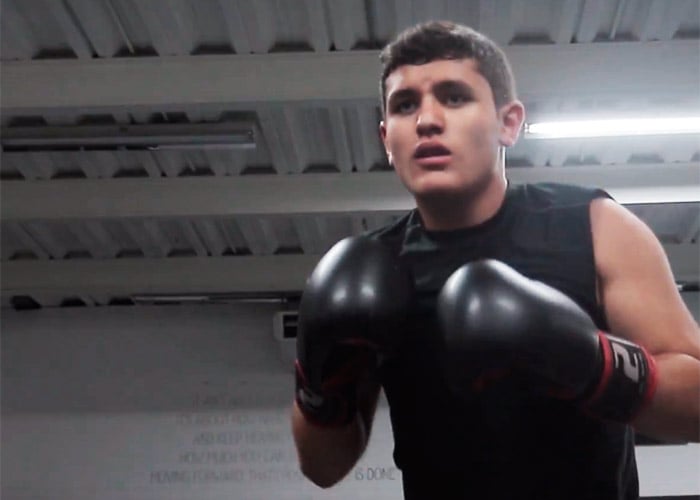 Las patadas y los puños que arrastraron a un estudiante del  Externado a la UFC