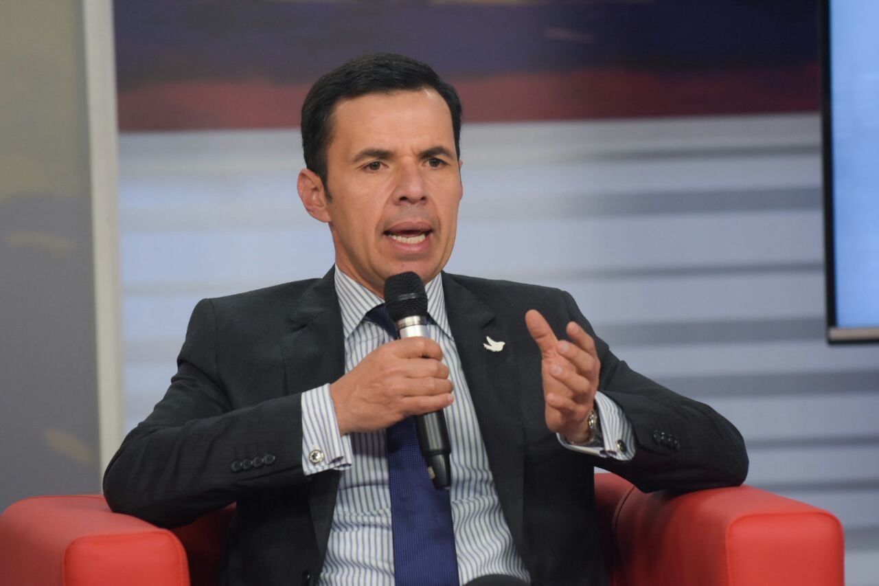 El Ministro del interior le salió al paso a la puja politiquera detrás del Alcalde (E) de Santa Marta