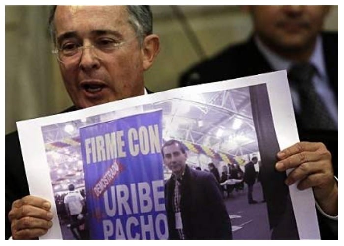 El matrimonio de Álvaro Uribe y Jimmy Chamorro después de un largo divorcio