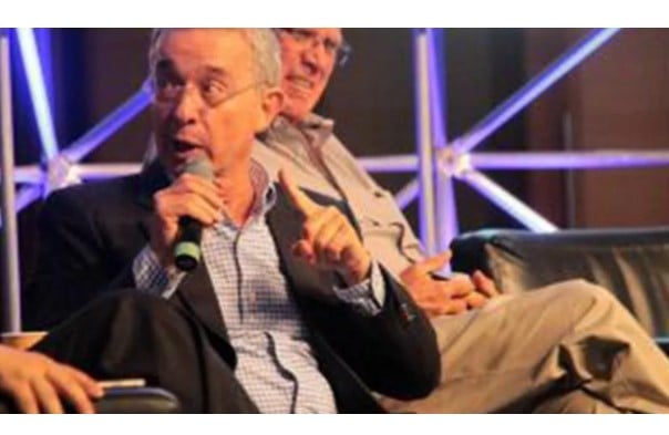 Uribe ahora defiende a los árabes del Páramo de Santurban