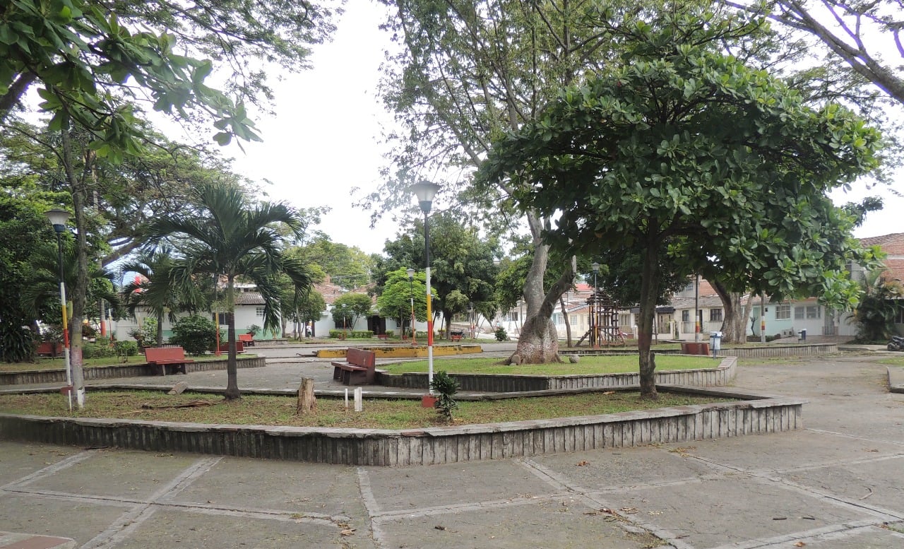Abandono e inseguridad en el parque del barrio La Ventura en Buga