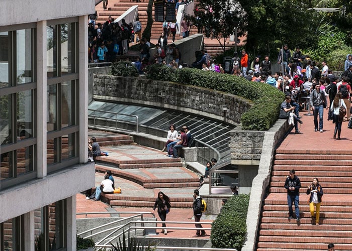 A la Universidad de los Andes le importa más salir bien rankeada que la educación de sus alumnos