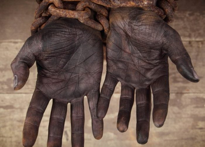 Ser esclavo en África y América