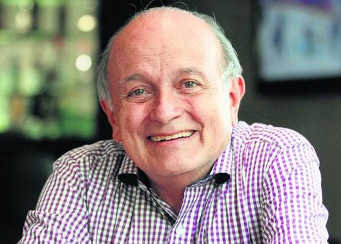 Gustavo Álvarez es un orgullo literario nacional