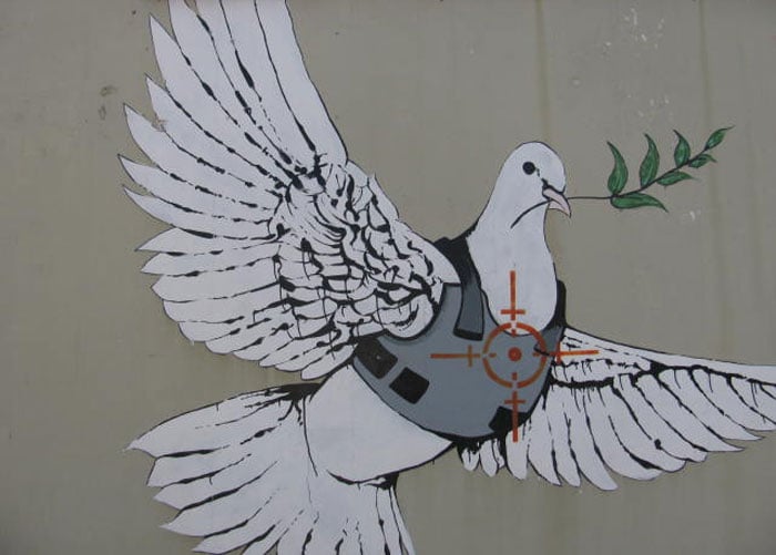 La paz entre el bloqueo y las trizas