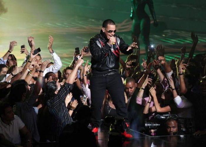 Música sin ton ni son