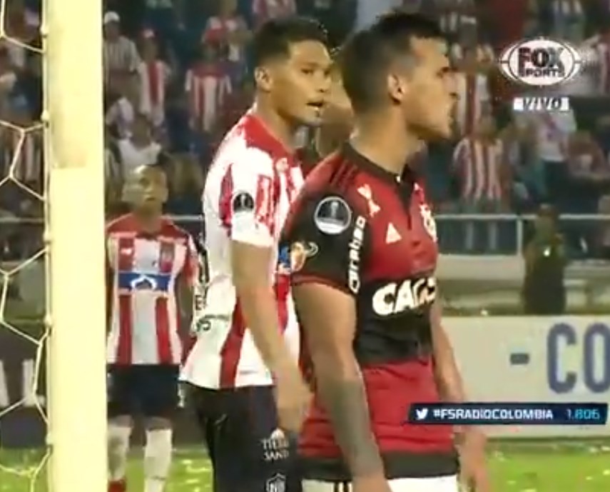 Video: ¿Tienen dudas de que Teo es un gamín? Mírenlo como provoca a los hombres del Flamengo