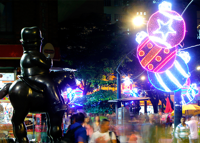 El alumbrado de 37 millones de bombillos de Medellín: el adorno navideño más grande de Colombia