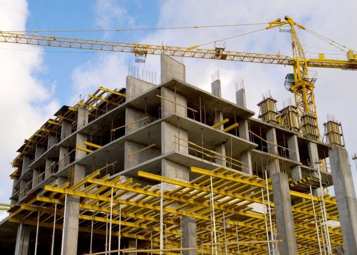 Entre la arquitectura y la construcción