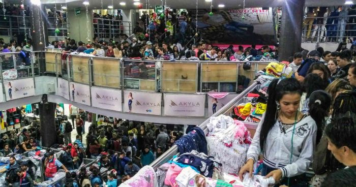 Con jeans levanta-cola y anticelulíticos, los comerciantes de San Victorino derrotaron a los chinos - -- Las2orillas - Con jeans levanta-cola y anticelulíticos, los comerciantes de San Victorino derrotaron a los chinos