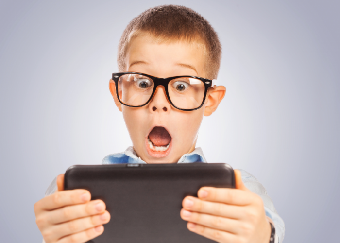 ¿Le abriría usted una cuenta en Facebook a su hijo de 6 años?