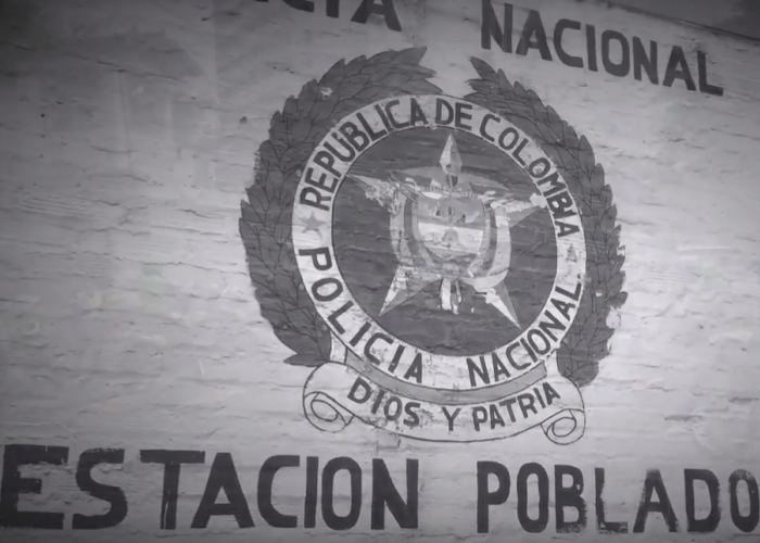 La Estación de Policía del Poblado vs la Casa de la Cultura del Poblado