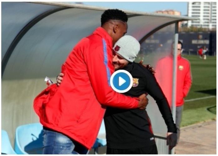 VIDEO: Messi, Suárez y el resto del Barcelona hacen fila para saludar a Yerry Mina