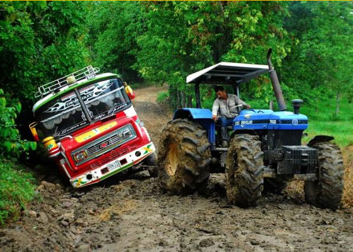 ¡Qué viacrucis las carreteras de Colombia!