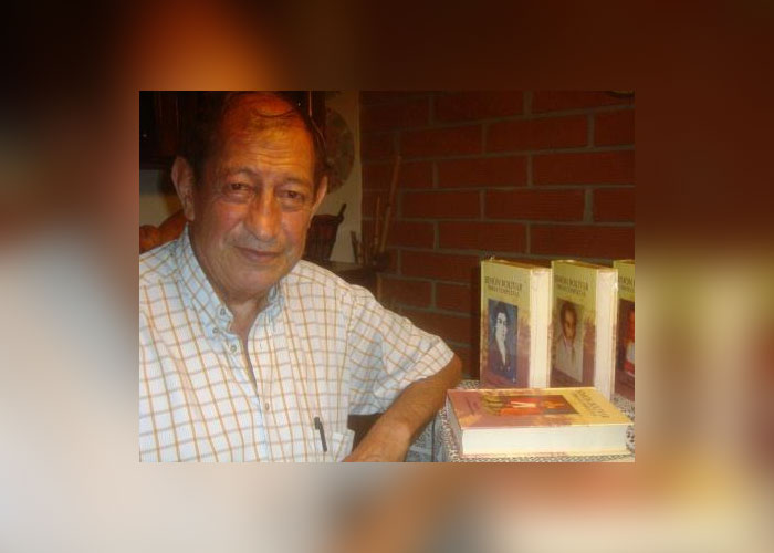 El hombre que resistió con los libros