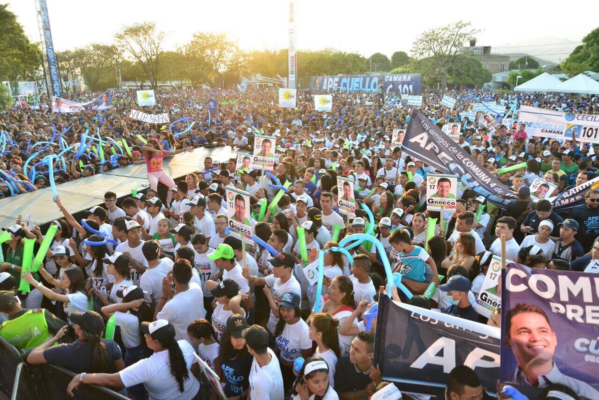 - Concierto + gorras + camisetas: Ape Cuello llenó plaza en Valledupar
