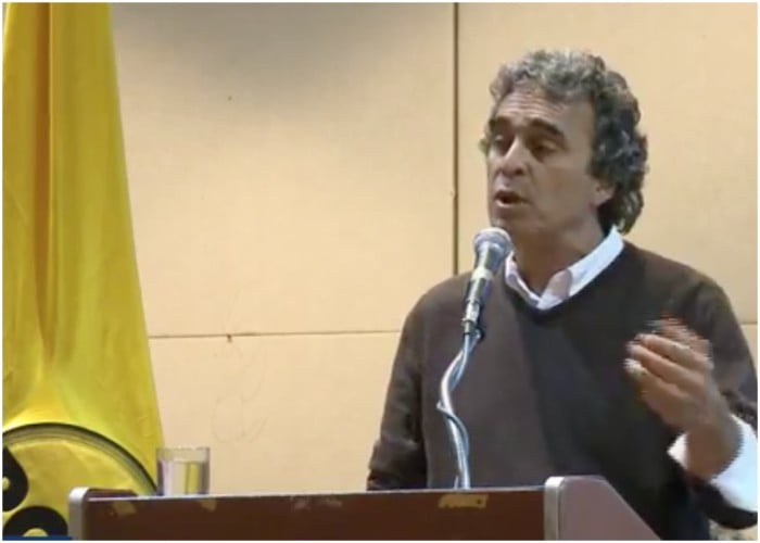 Fajardo le habló a las bases del Polo en Bogotá