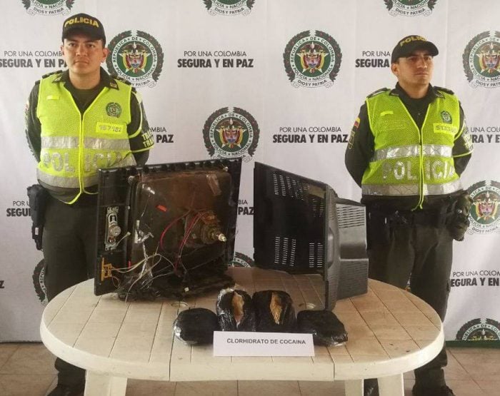Televisores, yucas, fajas, llantas, víveres y hasta pañales son utilizados para traficar cocaína - -- Las2orillas - Televisores, yucas, fajas, llantas, víveres y hasta pañales son utilizados para traficar cocaína