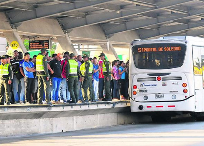 El transporte público en Barranquilla, ¿un medio o una condena?