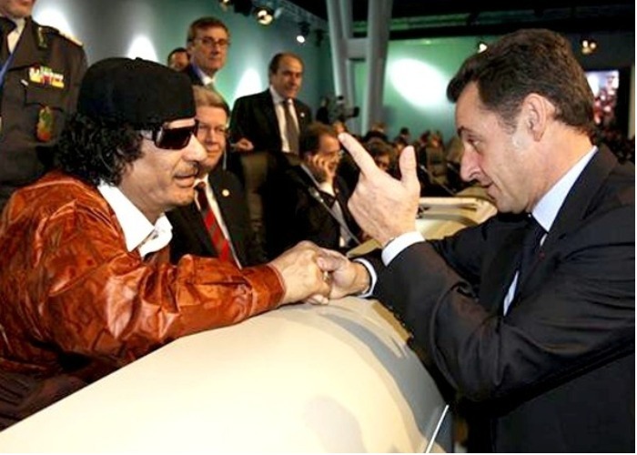 Los 5 millones de euros que Muamar el Gadafi habría entregado a Sarkozy