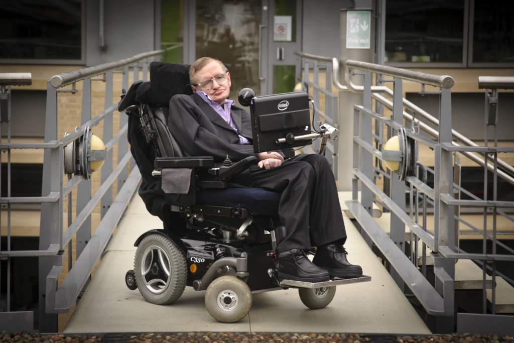 Stephen Hawking y la silla de ruedas que le permitió vivir
