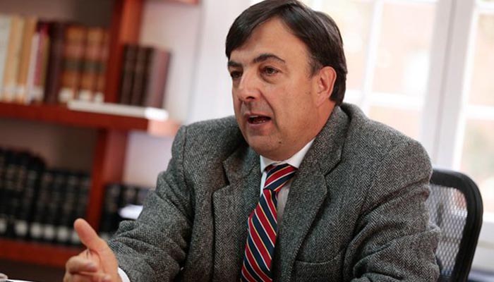 Con chambonada se estrena el Registrador Juan Carlos Galindo