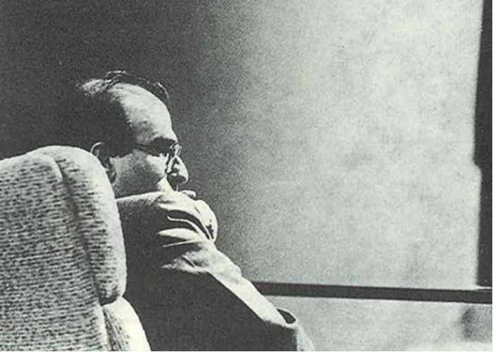 De la Calle, el nadaísta de corbata