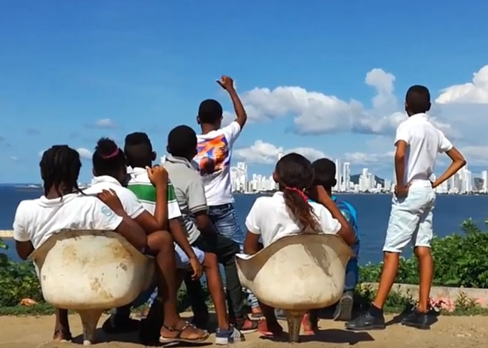 Contra viento y marea por el cine en Tierra Bomba
