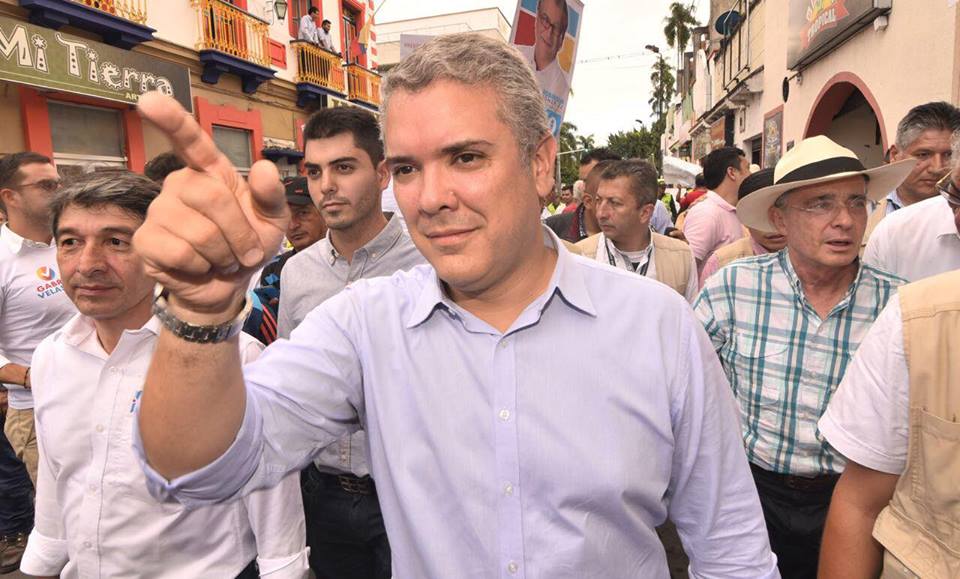 Protesta en Buenaventura por la ausencia de Iván Duque en el debate Pacífico