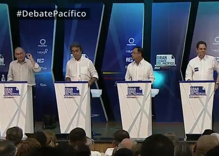 Los aplaudidos y abucheados en el debate presidencial del Pacífico