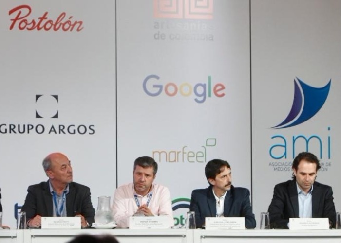 La prensa en Medellín enlutada por la muerte de los periodistas ecuatorianos