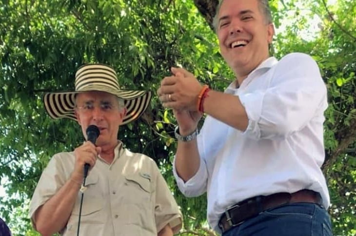 El terrible dilema de Iván Duque