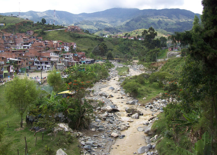 ¿Cuándo más tendrá que esperar la comunidad de los Ranchitos (Medellín) por soluciones?